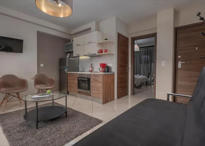 Antigonidon Square *